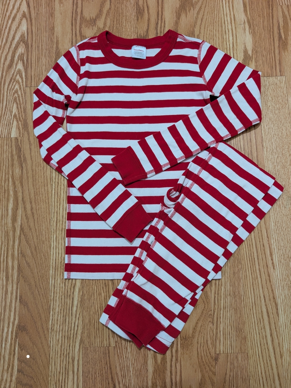Hanna Andersson Holiday Red and White Stripe Pajamas Long Sleeve 140 10